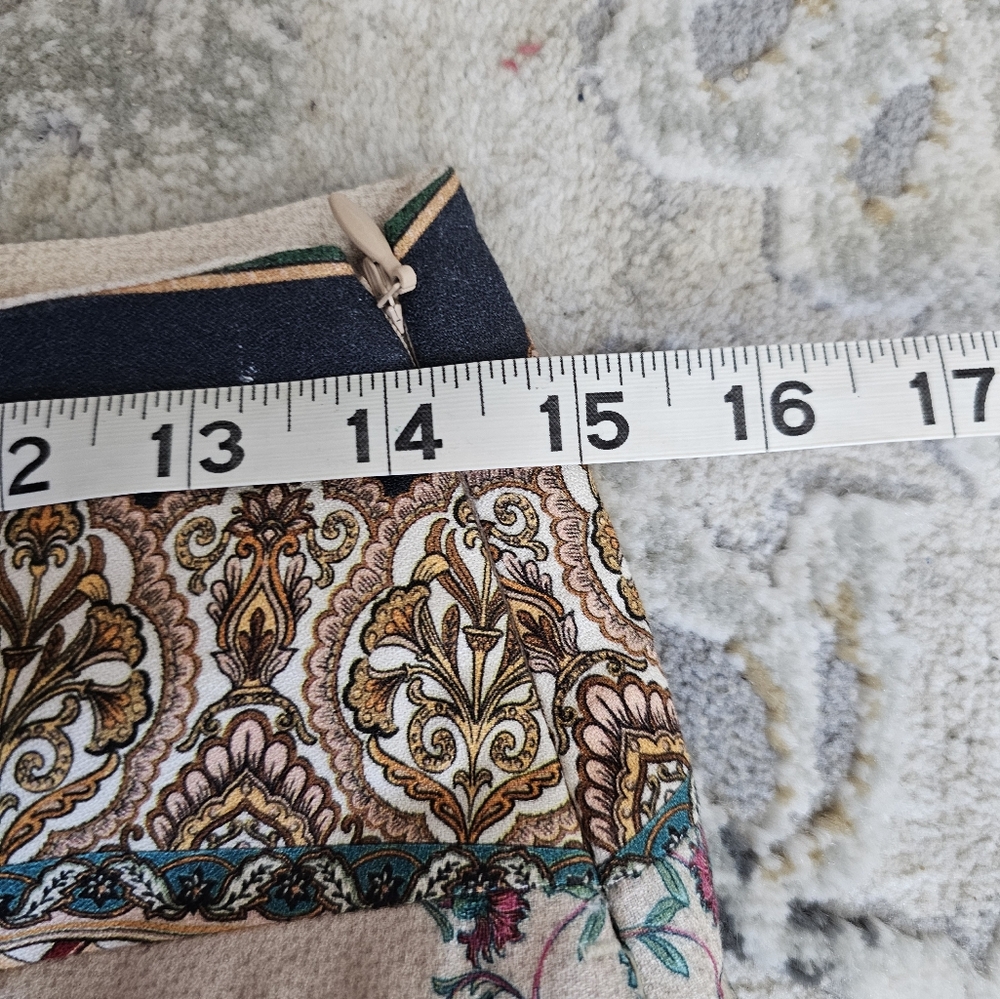 Farm Rio Pants - Picture 7 of 11